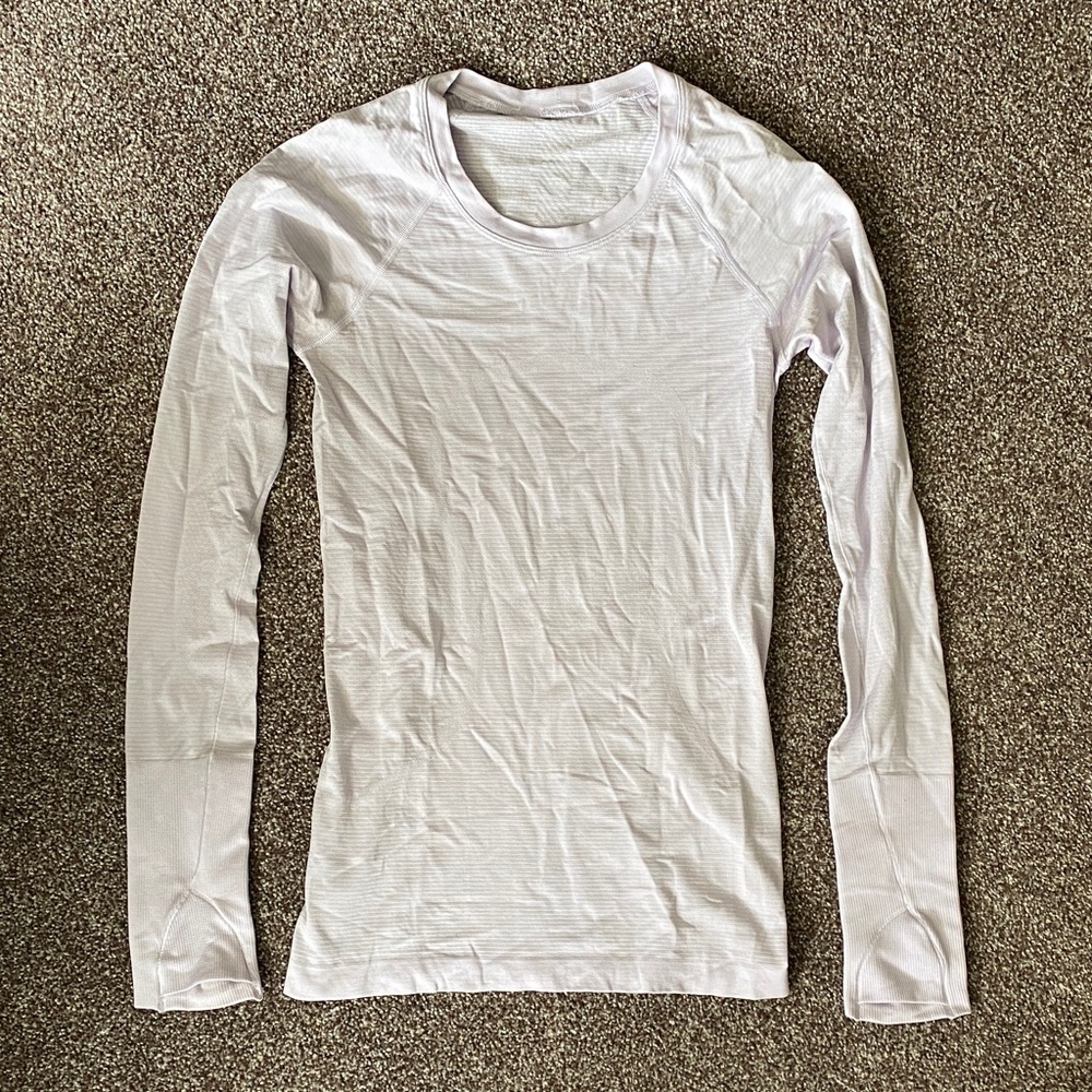Lululemon Swiftly Tech Long Sleeve size 6 Lavender Frost